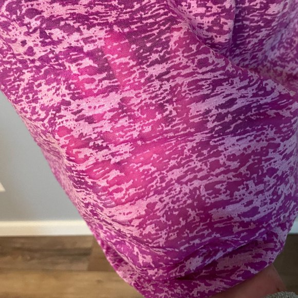 SOLD - FullBeauty Sport Pink Burnout Short Sleeve Top with Neckline Detail - Picture 6 of 7